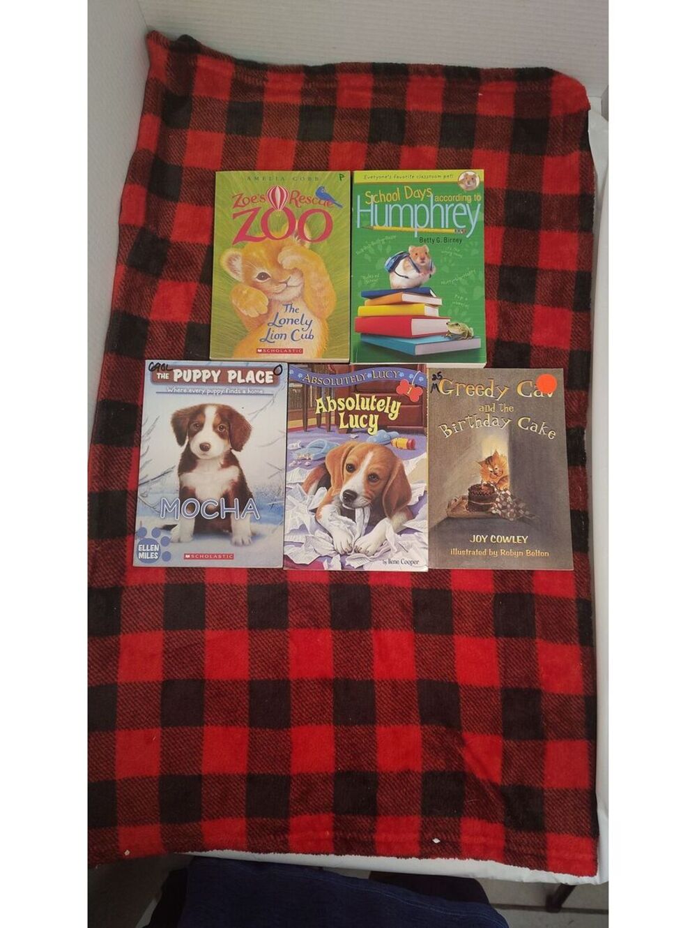 5 Book Animal Chapter Book Lot Puppy Place Humphrey Zoo Absolutely Lucy Greedy